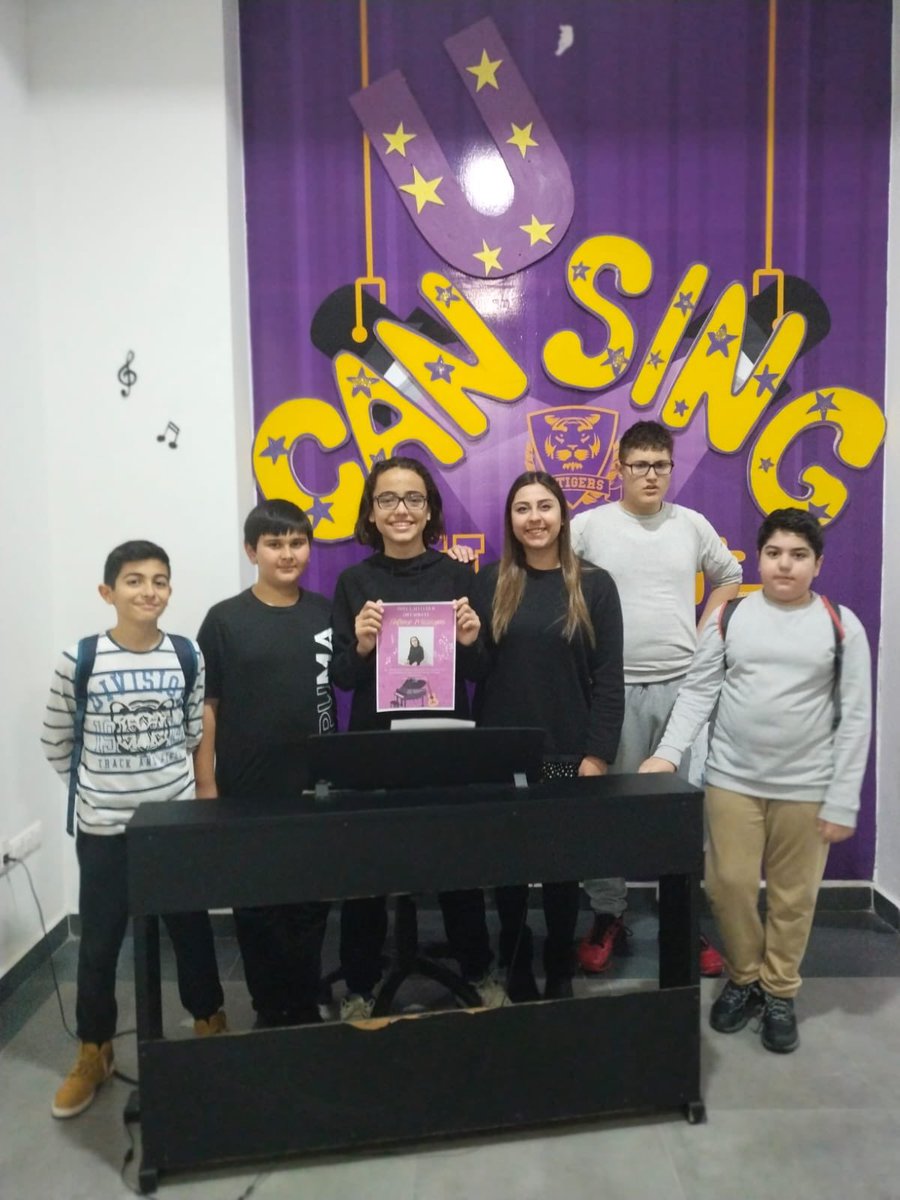 UOCalli's tweet photo. ORTAOKUL HAFTANIN MÜZİSYENİ ÖZGÜR KILIÇ🎹
#HaftanınMüzisyeni etkinliğimizde bu hafta ortaokul kademesi öğrencimiz Özgür KILIÇ bizlere mini konserinde "Ode to Joy"parçasını çaldı.🎹 Sevgili öğrencimize müzik hayatında başarılar dileriz.🎶🎹 #UğurdaSanatVar #UTalent https://t.co/e6wKUvJG1n