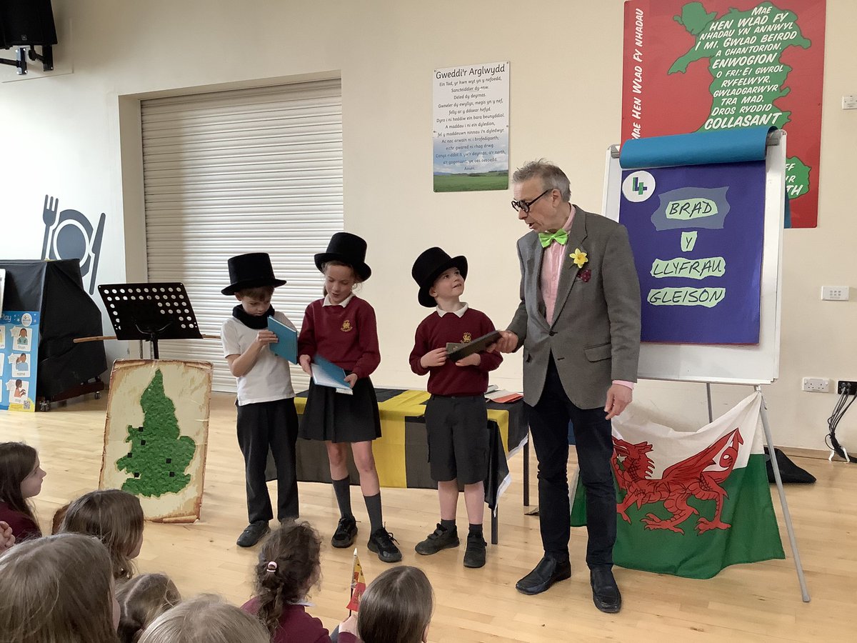 Ysgol Pen Barras tweet media