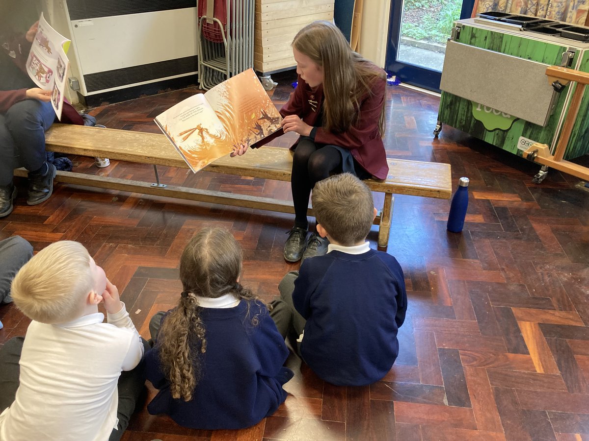 Ridgeway Education Trust (@ridgewayedu) on Twitter photo Today, Reading Ambassadors from <a href="/DidcotGirls/">Didcot Girls' School</a> visited Long Wittenham CofE Primary school to look at the picture books shortlisted for this year's <a href="/OxonBookAwards/">Oxfordshire Book Awards</a>. A joyous afternoon watching older students pass on their love of reading to a younger audience. Today, Reading Ambassadors from <a href="/DidcotGirls/">Didcot Girls' School</a> visited Long Wittenham CofE Primary school to look at the picture books shortlisted for this year's <a href="/OxonBookAwards/">Oxfordshire Book Awards</a>. A joyous afternoon watching older students pass on their love of reading to a younger audience.