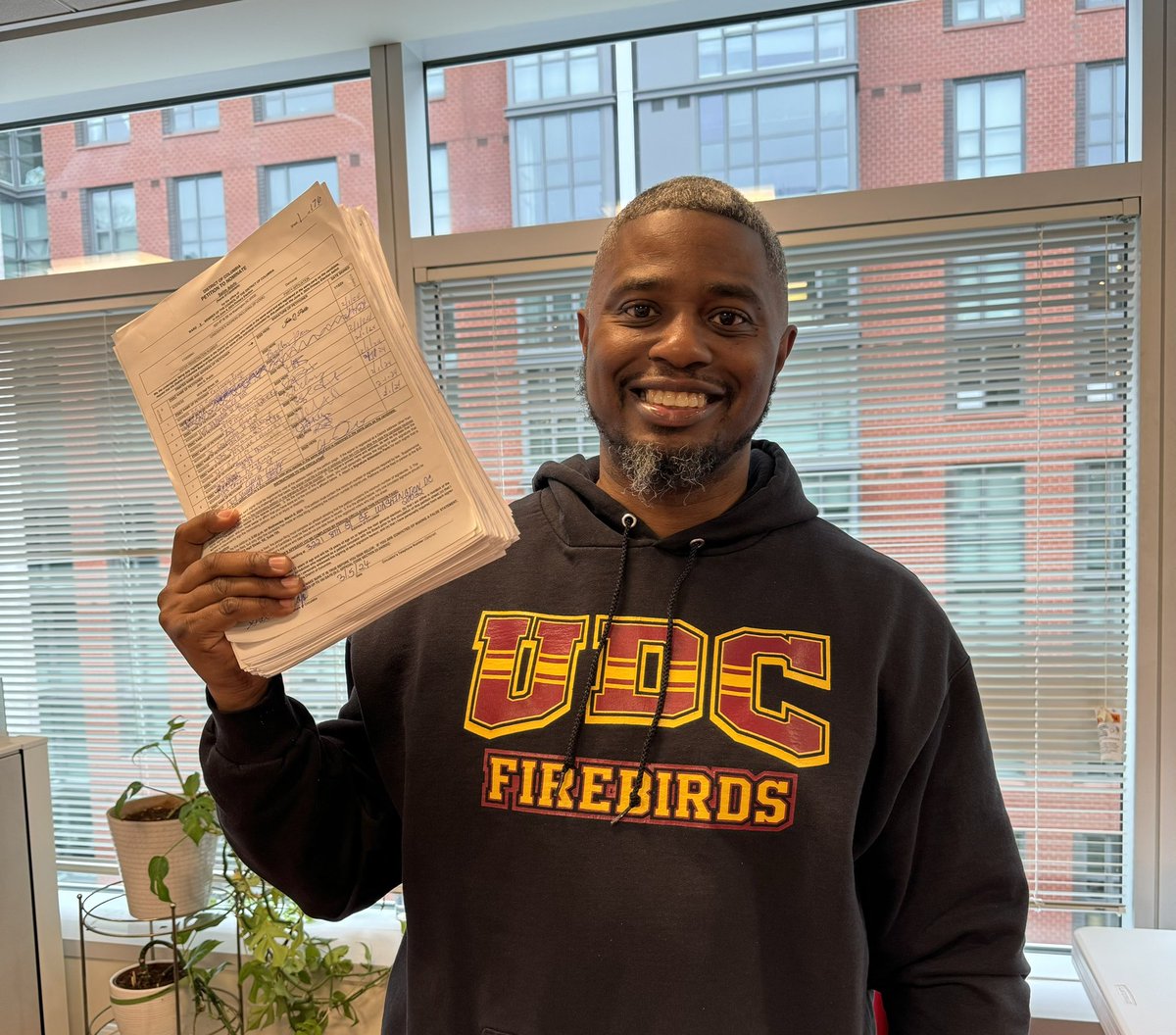 As a proud alum of the University of the District of Columbia  I am excited to share that we have turned in 178 petition pages to get on the ballot for the Ward 8 Member of the Council of the District of Columbia.  

Donate at: bit.ly/salim2024

#AStandardOfExcellence