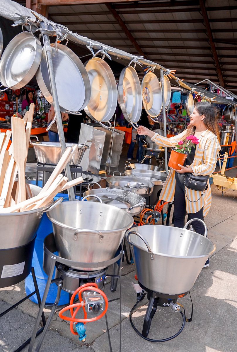 TradersVGP's tweet image. 🛍️ Shop from over a 3500 local vendors at @TradersVGP in Grand Prairie, TX 🤠

One place, thousands of shops, great prices and amazing finds. What was the last thing you bought at #TradersVillage ? 😀