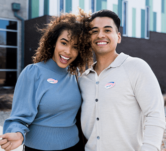 In today's world, politics affects our search for love, making it challenging to navigate. Let's explore strategies to build fulfilling relationships without letting politics interfere.

itsjustlunchdc.com/blog/love-with…