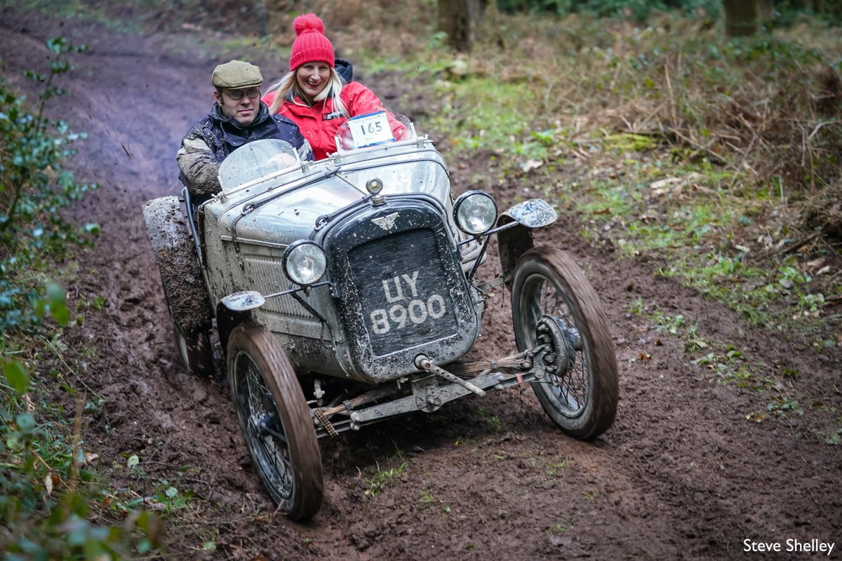 Here comes, comes the weekend 🎶

We all know what that means – two days of Herefordshire Trialling.

Enjoy a quick throwback to last year…

📸Steve Shelley

#vscc #tbt #throwbackthursday #vintagecartrial #trial #herefordshiretrial
