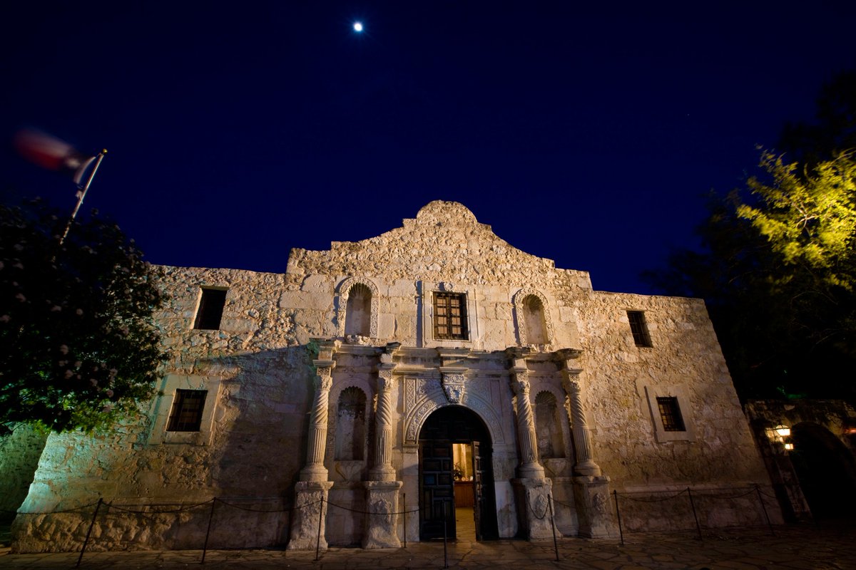 Today, we 'Remember the Alamo'. On March 6, 1836, the Alamo fell to the Mexican army after a 13-day siege. To read more about the Alamo, click the link below. thealamo.org/remember