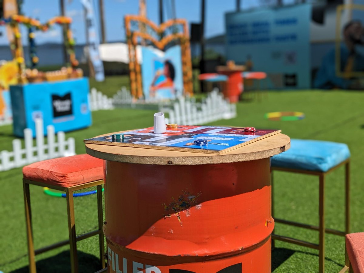 SoniaLynn123's tweet image. Kampala university main campus📍
Same with better vibes with @MinuteMaid come have a good time
#FilledWithLife