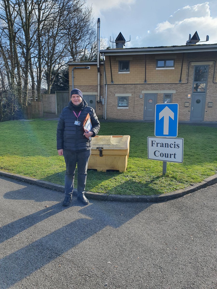Halesowen Officers have been working in partnership with Green Square Accord Housing, taking positive action in relation to Anti Social Behaviour within the Halesowen area.
#workinginpartnership