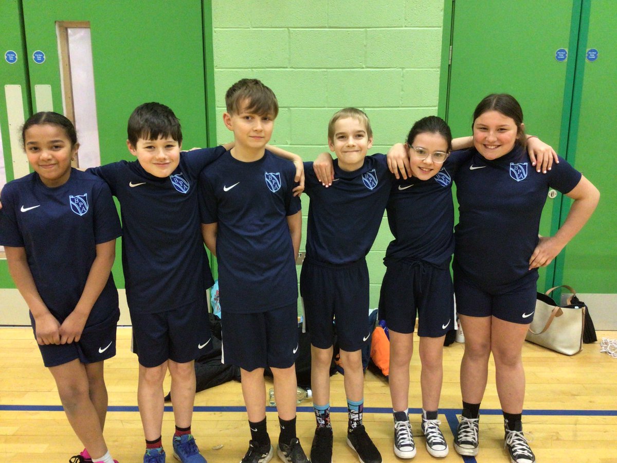 BuckinghamSch's tweet photo. The #Year5 and #Year6 children have just arrived at their dodgeball festival and are very excited βοΈπππ wish us luck! #BuckinghamPE #BuckinghamPD #BuckinghamCompetitions https://t.co/i9DRu5AxtM