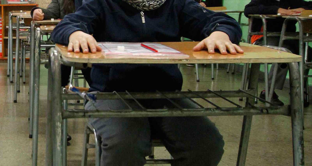 latercera's tweet photo. 🔴#LaTerceraPM | Resultados Simce 2023: alumnos de cuarto básico logran alza de 9 puntos, el mayor salto de los últimos 10 años https://t.co/Q3GoRGKVf9 https://t.co/tJNVKDqmMZ