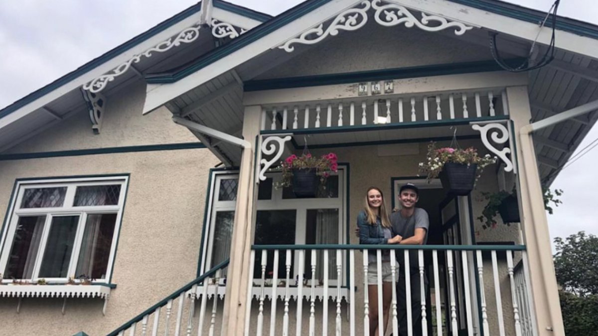 First time homebuyers! 🏠 A good read!👇
A first hand account from first time buyers and what they learned along the way.

Questions ❓Give us a call.

realtor.ca/blog/6-things-…

#firsttimehomebuyers #homebuyer #homeownership #thehomebuyingprocess