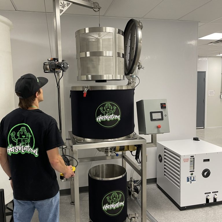 arometrix's tweet image. Doing another shout-out to our friends @hashatron! Check out their Craft Series Double Washer. Check it out on the website!
#arometrix #hashatronusa #cannabis #research #extraction #solventless #processing #cbd #thc #labequipment #labsupplies #rnd #c1d1 #washing #tech #automation