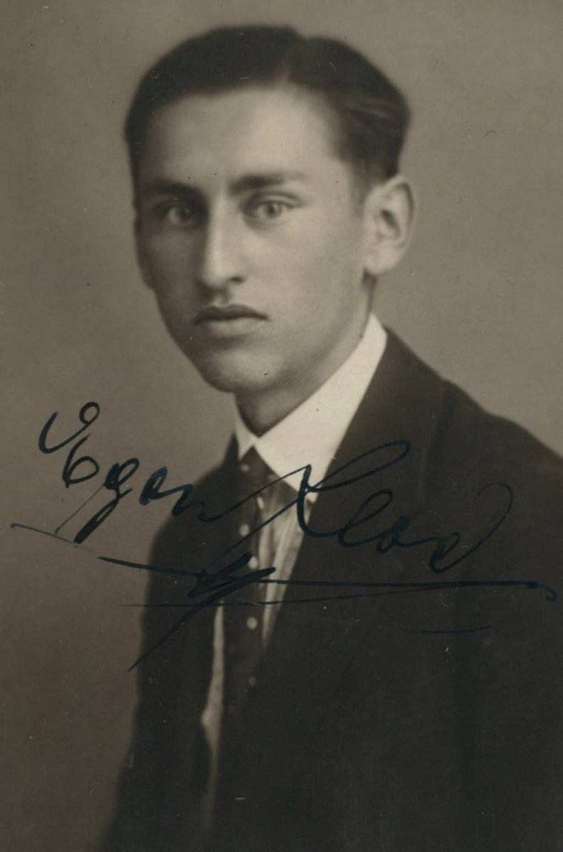 6 marca 1910 | W Pradze urodził się czeski Żyd Egon Reach.

Został deportowany do #Auschwitz z getta #Theresienstadt 16 października 1944 r. Nie przeżył.