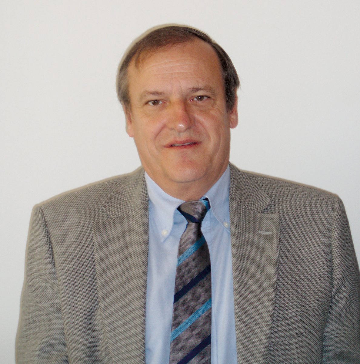 Mercè Durfort i Coll (1943-2022) és la protagonista de la semblança de la darrera revista Terminàlia: "Mercè Durfort, la passió per la ciència i la llengua", a càrrec de Joan Jofre i Torruella.
👉revistes.iec.cat/index.php/Term…