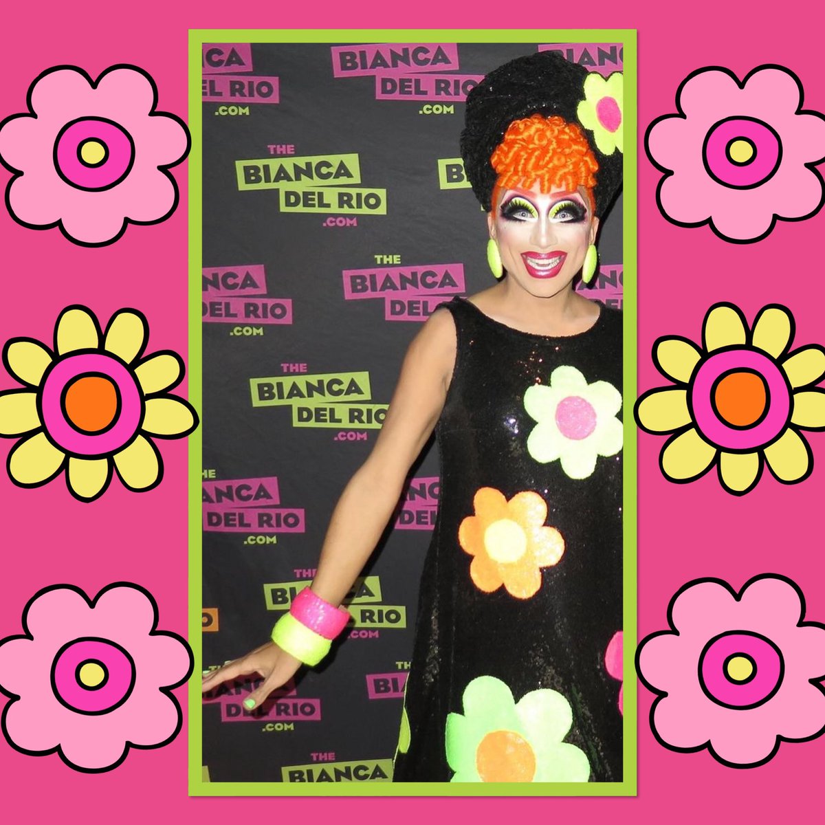 shelleysilver3's tweet photo. OMG!

Look at her!. 👀😍👑😍🤡

@TheBiancaDelRio for her M&amp;G last night, in Toronto, Ontario.
Absolutely GORGEOUS.
🩷🧡💚😍🤡🇨🇦😍👑🩷🧡💚

#DeadinsideTour
#FirstLegOfTheTour
#CanadaLegOfTheTour 
🩷🧡💚🇨🇦🩷🧡💚 https://t.co/GWvPNXtJtj