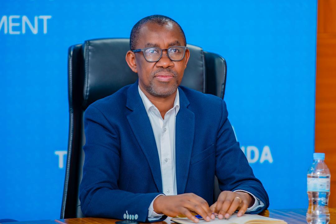 rrainfo's tweet image. Uyu munsi Komiseri Mukuru (RRA_CG) @ruganib yahuye n’abanyamuryango ba @ICPAR na ATAR (ihuriro ry’abajyanama mu by’imisoro) hagamijwe kubamenyesha iby’ingenzi bikubiye mu mateka ya minisitiri yemejwe n’inama y’abaminisitiri yo kuwa27/02/2024