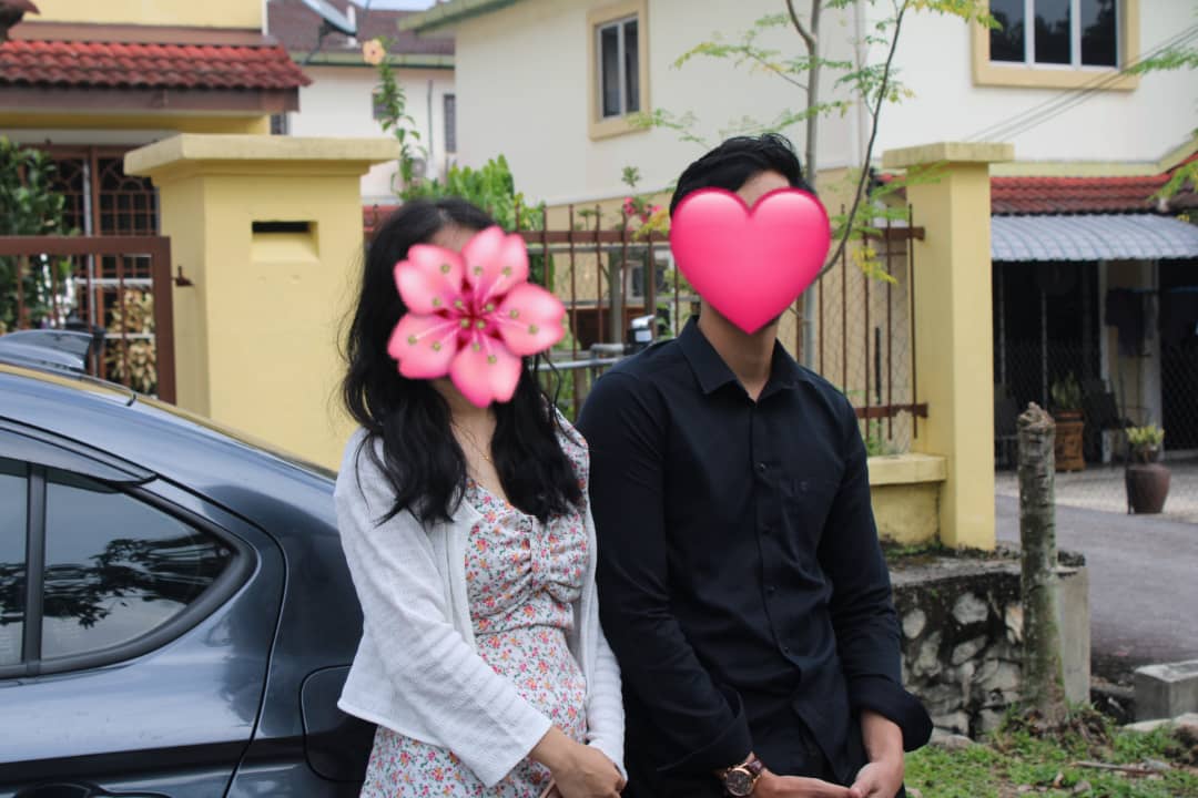 PinkSasakura's tweet photo. Guysss we're (not) married (yet) !!!! 
Finally get to meet my @IshigamiMizuya 💕 https://t.co/i4Y1CNI29R