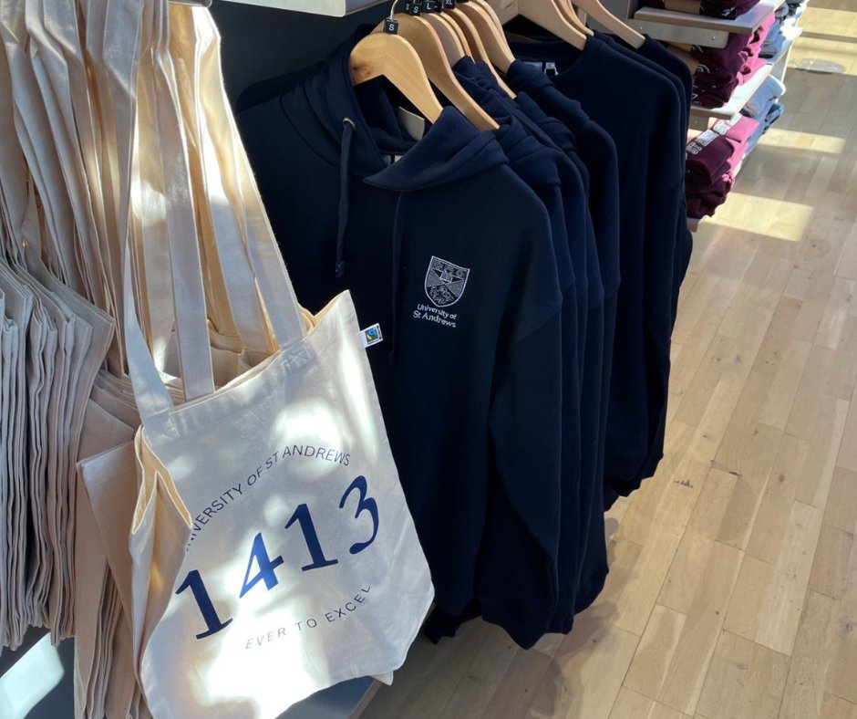 The University of St Andrews has ordered over 1000 items of Fairtrade merch from Fairtrade organic cotton supplier @koolskoolsUK 👏 Info on supply chain: ➡️ Slides bit.ly/3SX0pne ➡️ Notes bit.ly/3uOUs45 #fairtrade #Sustainability #SDG12