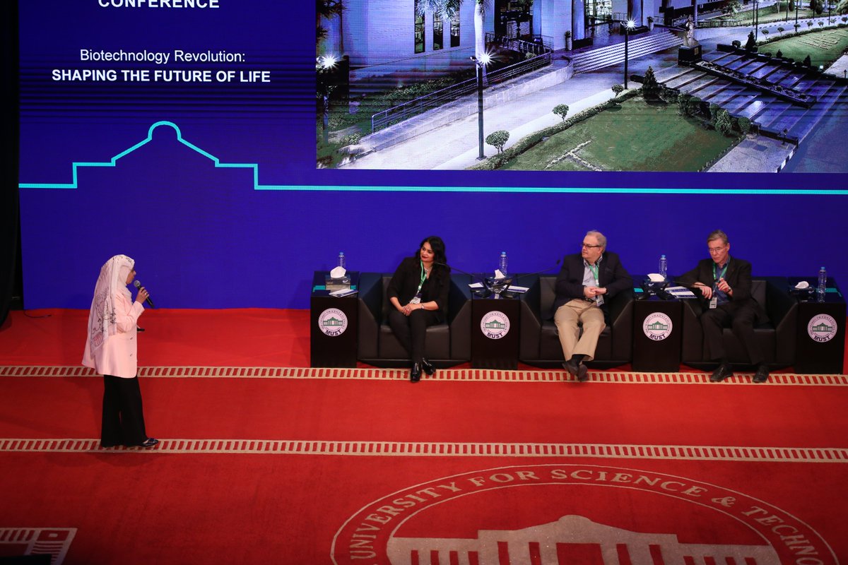 Must_University's tweet photo. Tune in for Cairo University’s exceptional Esraa Esmat, Assistant Prof. of Surgical Pathology, College of Medicine, discussing the importance of “Machine Learning in Effusion Cytology”. https://t.co/uh4AMGIsrO