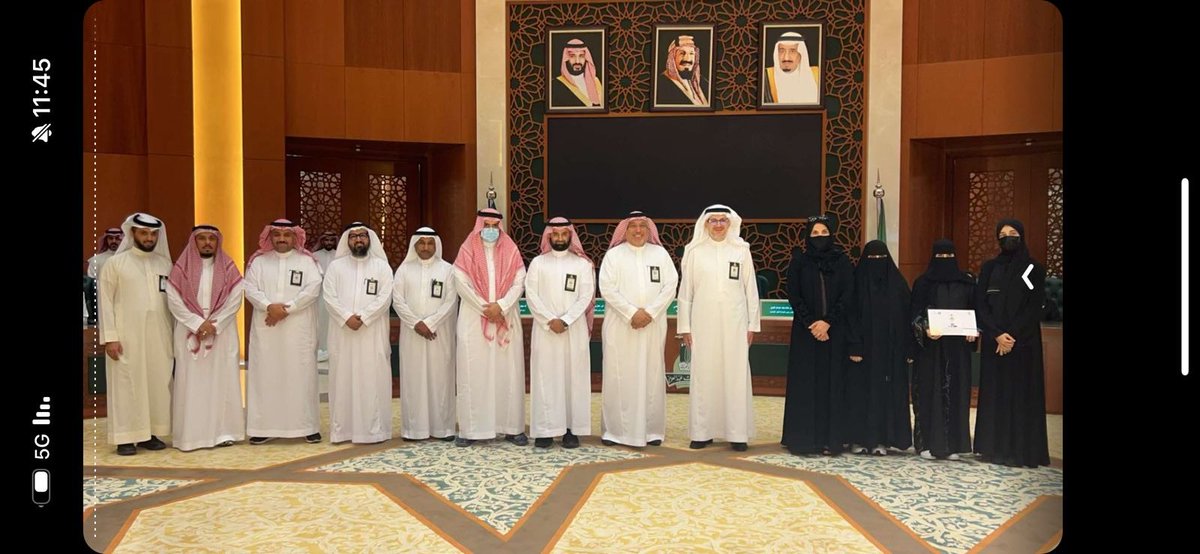 كلية الأعمال برابغ - شطر الطالبات tweet media