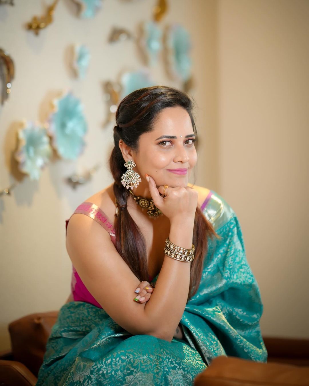 GH_DT1KW8AEU9bL?format=jpg&name=large