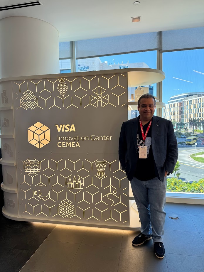 Vanarchain's tweet image. Our CEO @jawadvirtua was just spotted at the Visa HQ in Dubai. 

Something is cooking at Vanar… 👀