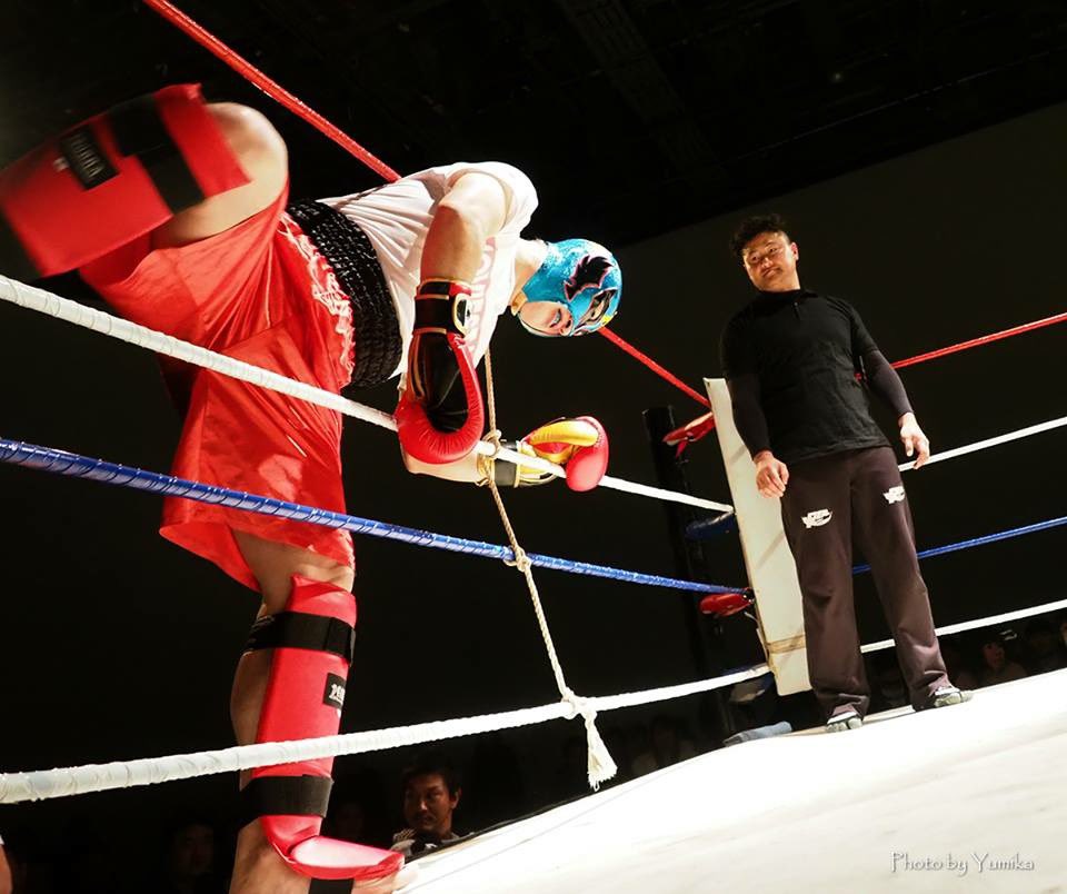 hentaijanai2's tweet photo. @takapon_jp 堀江さん、この時を覚えてくれていますか?HATASHIAIで観てもらってました。WEB版Numberの表紙も飾りました
#HATASHIAI https://t.co/HSd94YTJFv