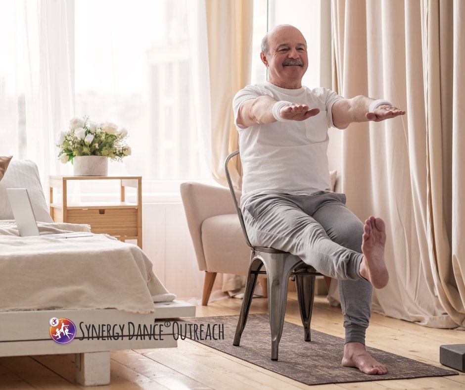 Looking to add some zen into your daily routine? Seated yoga is a great option for those with health conditions who need a low-impact workout. Focus on posture and alignment Relax, rejuvenate, and restore your body with seated yoga! 🧘‍♀️ 

synergy-dance-online.teachable.com/p/parastars-se…