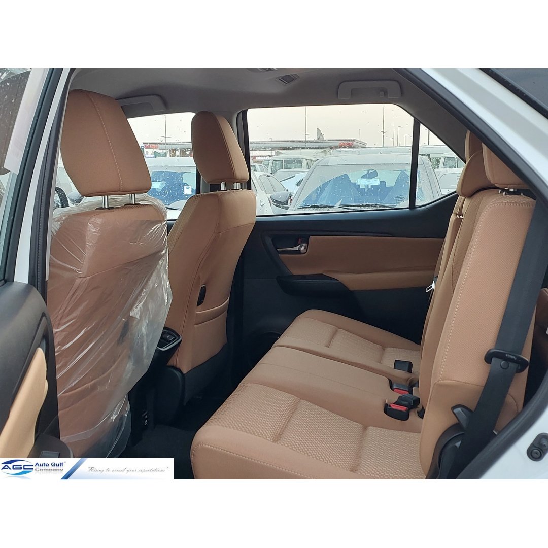 autogulfsa's tweet photo. قوة اتخذت من الأداء العملي رداء مع مجموعة من المميزات الفريدة التي تثري مغامرتك، اضافة الي سعتها الرحبة التي تخدم احتياجات الجميع.
🔥تويوتا فورتشنر GX2 ديزل 2.4 لتر دفع رباعي
سعودي 2024
#شركة_الخليج_للسيارات #تويوتا #تويوتا_فورتشنر #فورتشنر #سيارة #الدمام #الخبر #الرياض https://t.co/ARvTztJ4BV
