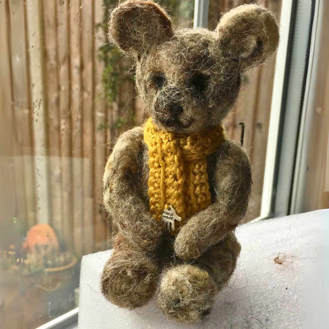 WeAreWoolcool's tweet photo. We love seeing your wooley friends! These fabulous re-used ideas are a clever way to re-use the wool from your delivery packaging! All made from the 100% pure sheeps wool found in Woolcool liners. #woolcool #letsboxclever https://t.co/dbE0aueJFi