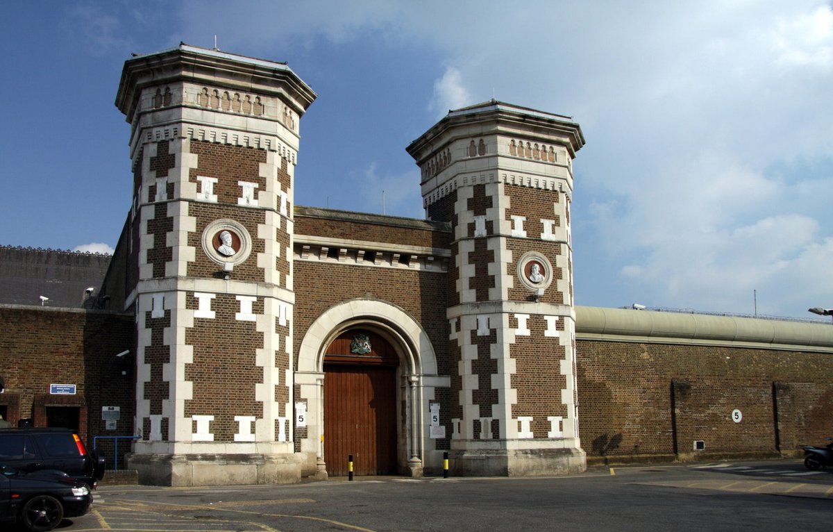 ogcclaw's tweet photo. Improving #Prison #Safety through behaviour management is a priority for the Government.

On 31st May 2024, the Prison and Young #Offender Institution (Adjudication) (Amendment) Rules 2024 come into force. 

Find out more: https://t.co/h7wGz6tSYe https://t.co/KILCCfLzWk
