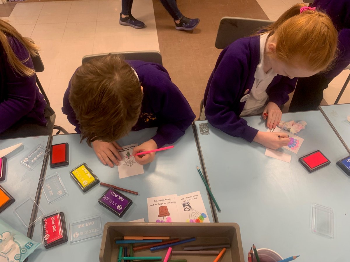 Thank you to our Friends Association for putting on a Mothering Sunday workshop with our children. Not only for our mums but for anyone special in their lives.
#MothersDayGifts #lovingallourneighbour <a href="/CEO_DEMAT/">Adrian Ball</a> <a href="/DEMAT__/">Diocese of Ely Multi-Academy Trust</a>