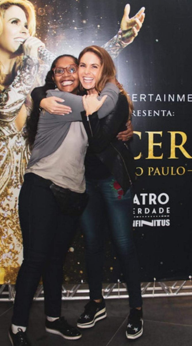 MartaMariaSant9's tweet photo. Bom dia minha Diva linda!! Hoje é meu aniversário e meu maior presente seria uma felicitação sua 🎈🎈🎉🎉🎊🎊🎊🥳🥳🙌🏽 Te amo @LuceroMexico ❤️❤️ https://t.co/MDueNsiyVg