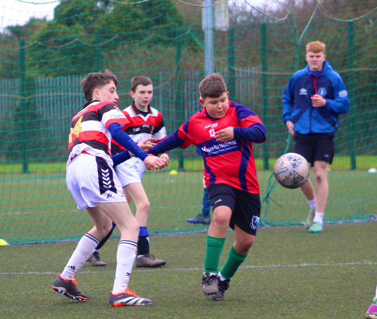 ✅ Day 1 of the <a href="/faischools/">FAI Schools</a> Primary 5s in <a href="/TullamoreTFC/">Tullamoretown FC</a> 

1️⃣0️⃣ schools
🅰️ Category schools
1️⃣4️⃣ boys teams
1️⃣2️⃣ girls teams 

Battling it out for a place in the Offaly Finals. 🏆 

<a href="/JimmyMowlds/">Jimmy Mowlds</a> <a href="/offalylocalnews/">Offaly Local News</a>   @FaischooLeinster #primary5s