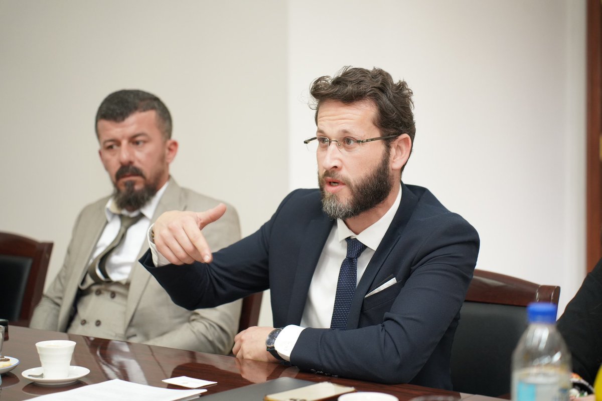 SEM Laabas, Amb @AmbalgAddi à reçu la délégation 🇩🇿 de producteurs de produits pharmaceutiques et des dispositifs médicaux.
SEM a exprimé son soutien à cet initiative de promotion des exportations 🇩🇿  entre l’🇩🇿 et l’🇪🇹.

<a href="/Algeria_MFA/">وزارة الشؤون الخارجية| MFA-Algeria</a> <a href="/BgIcc/">BG-ICC</a> <a href="/PWF_entreprise/">Pitch World Fast</a> <a href="/SelmaHaddadi/">Amb. Selma Haddadi</a> @NEBGET