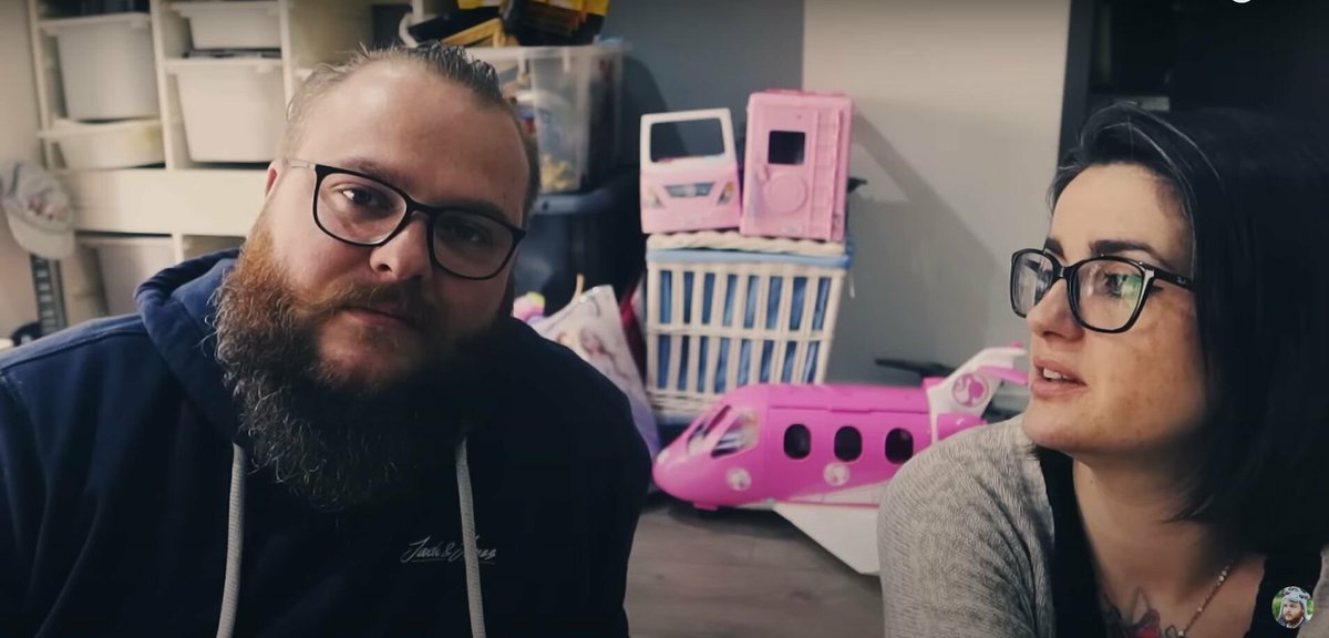 🔵 INFO LE PARISIEN | Une enquête avait été ouverte pour «provocation au suicide» et «harcèlement» après le décès de l’influenceuse Maëva Frossard, dite MavaChou, fin 2021. Son ex-mari et la femme de ce dernier sont mis en examen
➡️ l.leparisien.fr/Iwz7