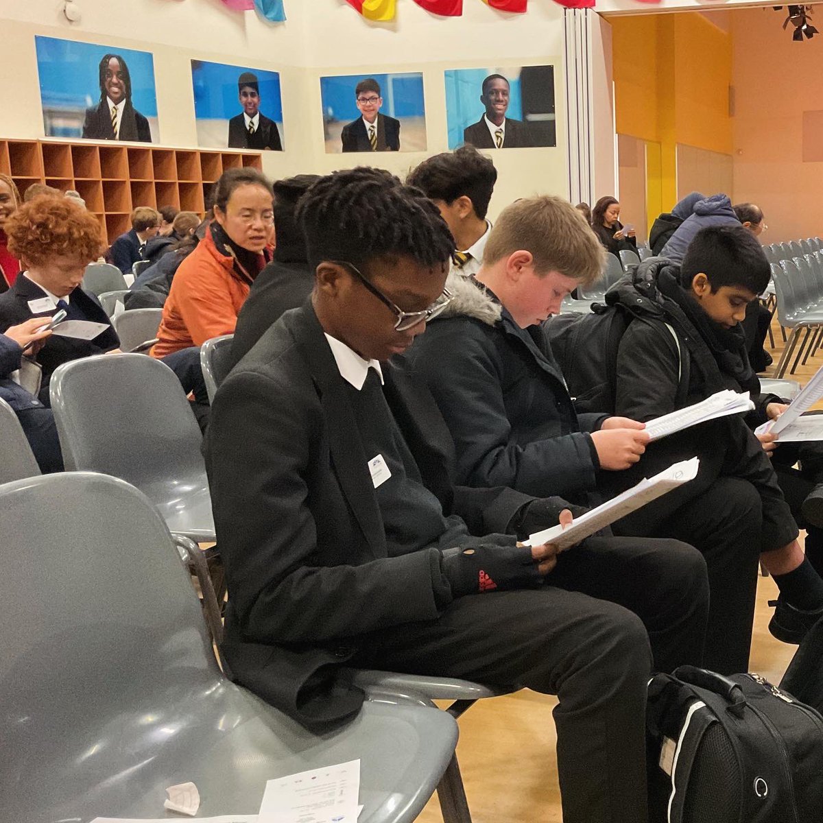 Yesterday, three of our year 7s – Owen, Sharvan and Jayden – travelled to East London to the Rokeby School with Madame Saunders to compete in the regional finals of the Foreign Language Spelling Bee 2024.
#stolavesgrammarschool #modernforeignlanguages #spellingbee