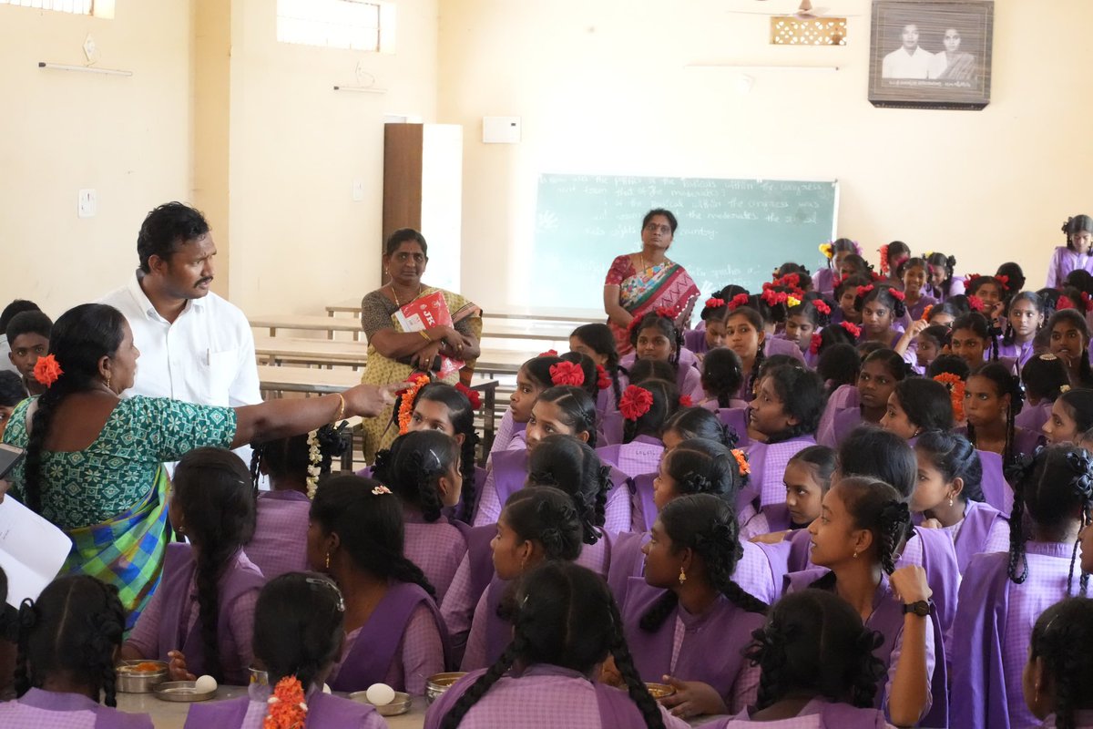 ImYanamala's tweet photo. Under Sri @ysjagan sir leadership, Our schools are shaping future leaders &amp; innovators.

undergoing a remarkable transformation in every aspect - from providing uniforms, books and meals to introducing digital classrooms. 
Elluru District Tour 
#AndhraPradesh #NaduNedu #APEWIDC https://t.co/3Q6dmMUCBI