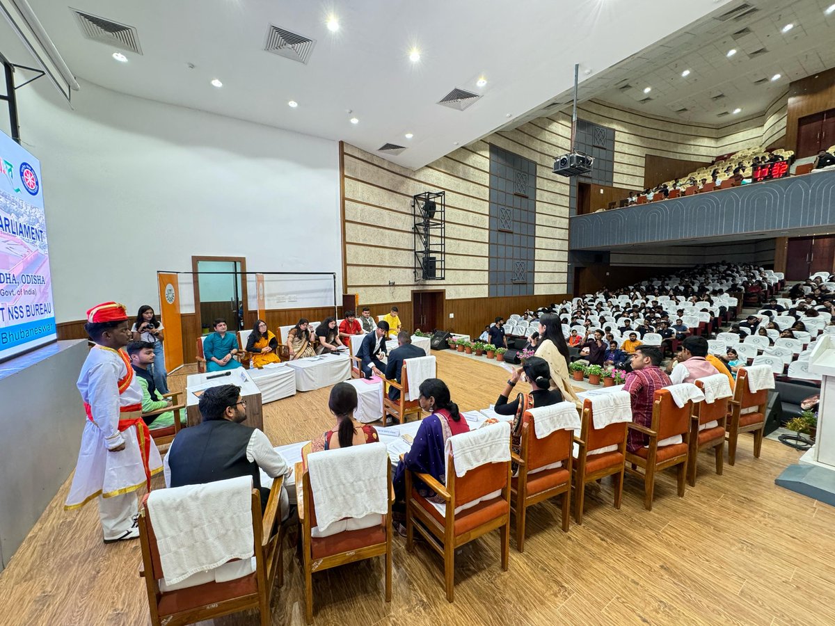 MYBharat_Odisha's tweet photo. @YuvaKhordha successfully organised District Level Neighbourhood Youth Parliament at @KIITUniversity Campus. Various issues and development schemes were discussed in the Programme among the Youth.

#ViksitBharat
@Anurag_Office @NisithPramanik @nyksindia @YASMinistry https://t.co/HWe3pHqNgF