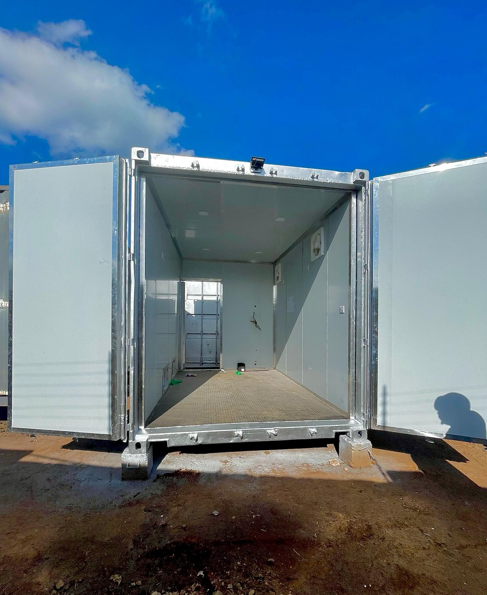 ISMContainers's tweet photo. At our construction yard,the buzz of activity never stops.From concept to creation, we're dedicated to delivering excellence &amp; turning visions into reality

Stay tuned for more updates as our team brings this project to life by transforming this container into a remarkable space. https://t.co/60r0jmsgbD