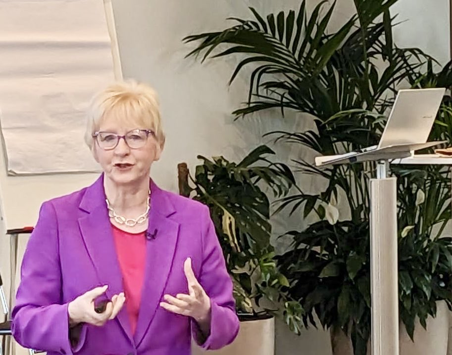 ⁦⁦⁦@ViviennePorritt⁩ inspires us to lead change in equity, the #culture of your school and  strategy around change. What difference will your change make?  

#education-equity #schoolleadership #schoolsallexcel #changemakers