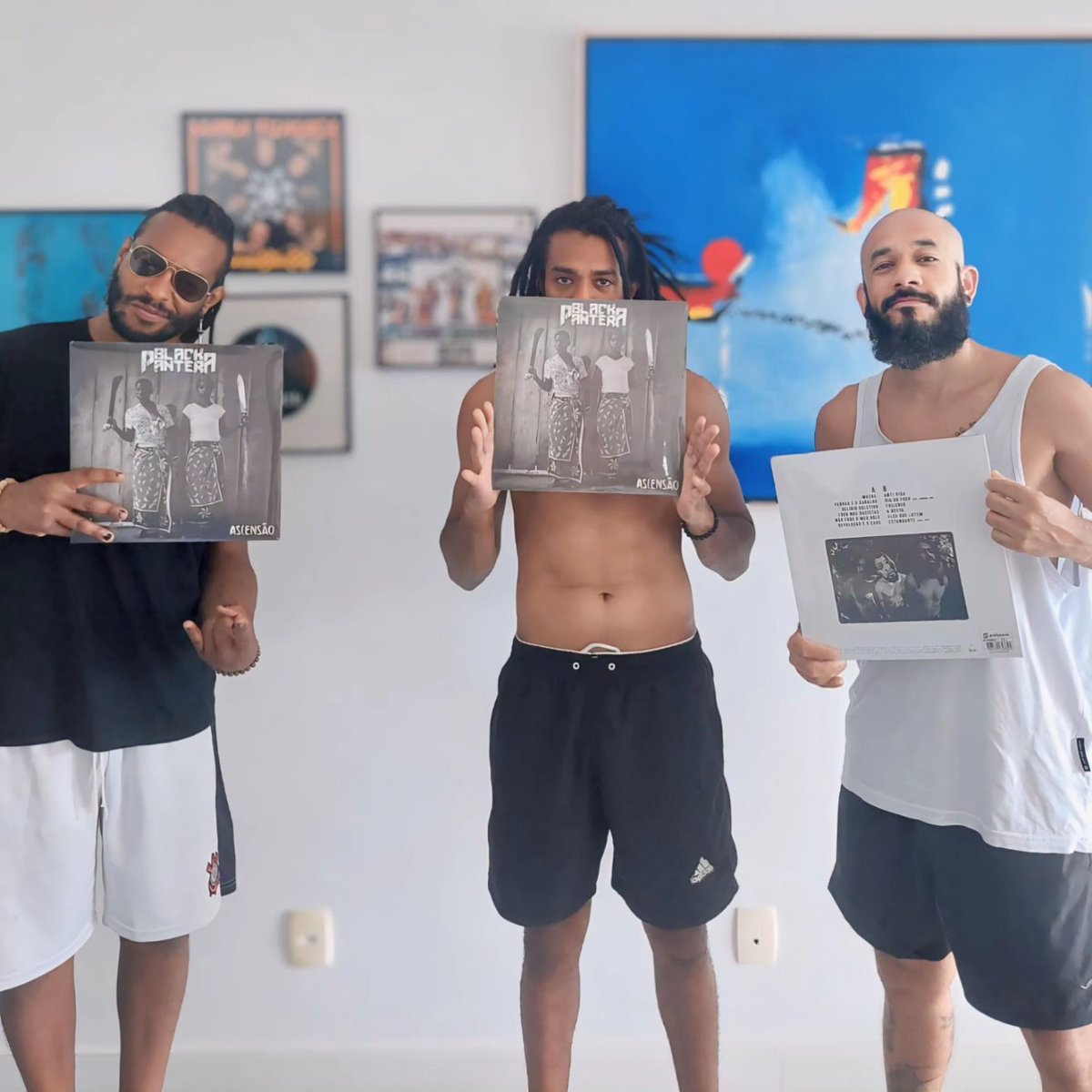 ATENÇÃO DIA DE MERCH!
Pra quem quer o Ascensão em vinil, chama agora.
ENVIAMOS PARA TODO O BRASIL!
E se você está no RJ pode buscar presencialmente!
CHAMA NA DM!