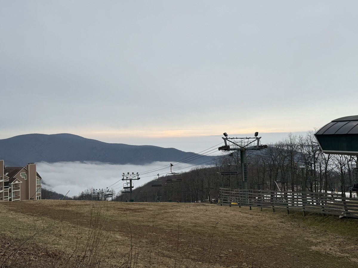 cjay0908's tweet photo. Good Morning ☀️ from Wintergreen Resort ⛰️ #MACSummit https://t.co/h9zve0QBPL