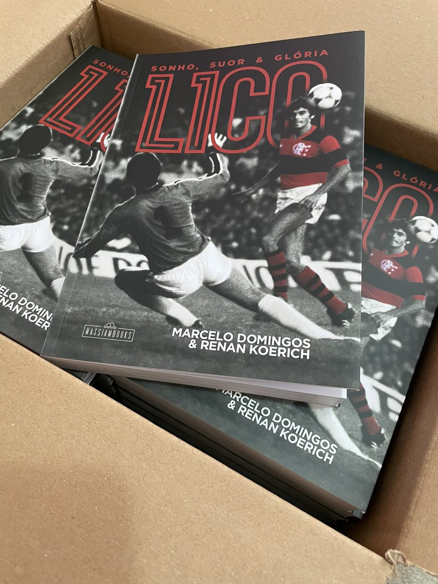 renankoerich's tweet photo. Está disponível uma nova tiragem do livro sobre a carreira do ídolo do @Flamengo , Lico. 

O livro relata bastidores e detalhes da trajetória do jogador campeão do Mundo em 81, contada por mim e por Marcelo Domingos.

Interessados só mandar um alô, eu envio para todo o Brasil. https://t.co/bxUbVnrtba