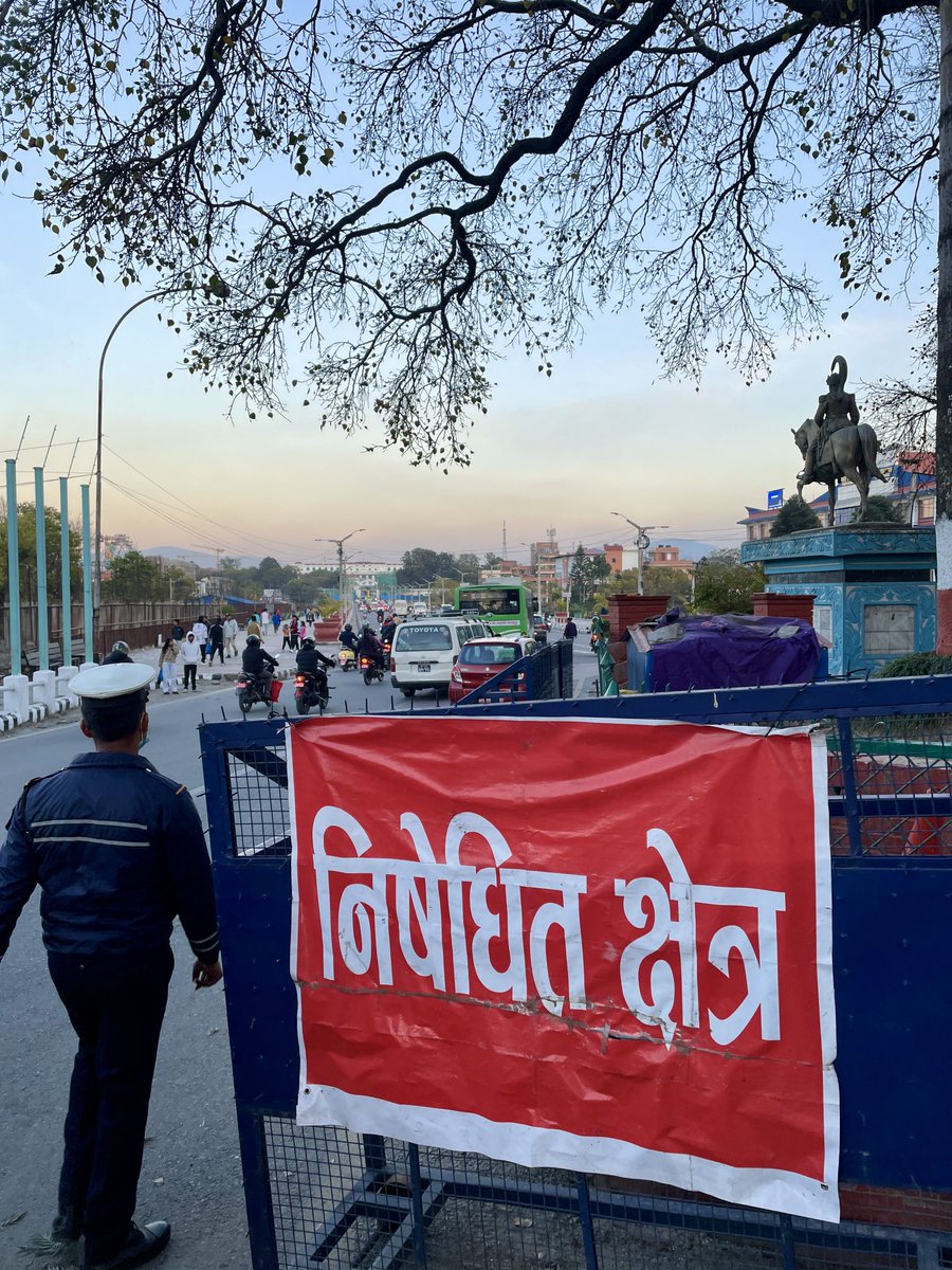 narayanwagle's tweet photo. मन्त्री हेरफेर भए। अब नागरिक भरोसा बढाउने कुनै चेस्टा होला कि यस्तै नियन्त्रण जारी राखेर चल्ने? https://t.co/DSyfcVHkY2