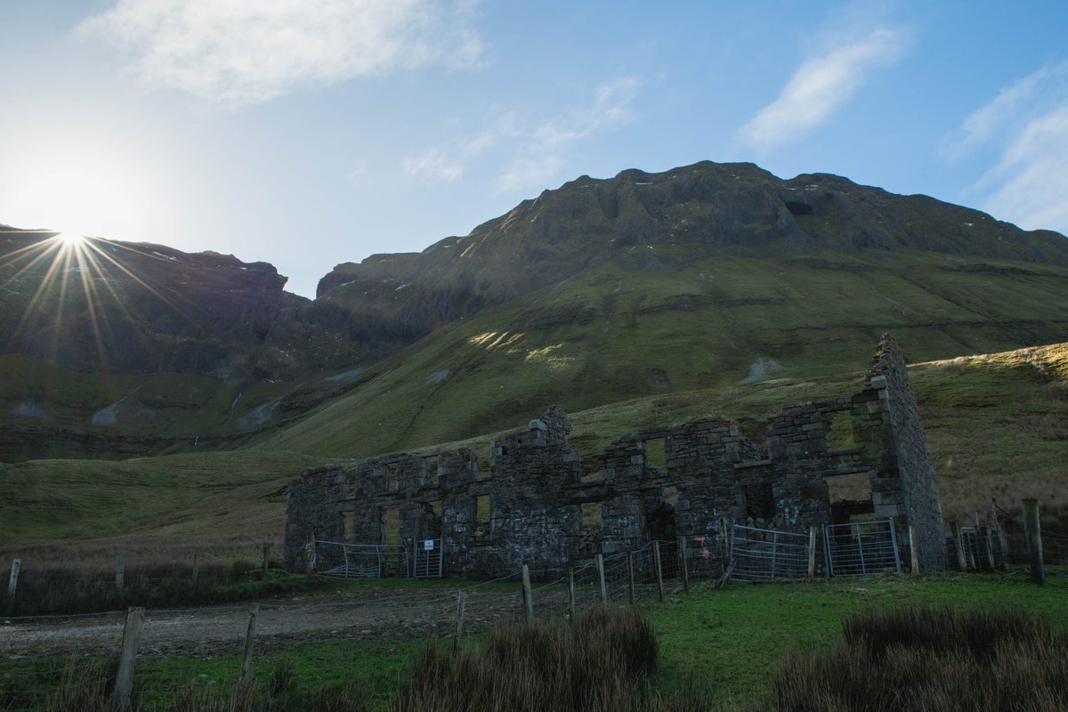 The famous old schoolhouse at the Gleniff Horseshoe in County Sligo .

#visitsligo #tourismireland #mountains #Nikon