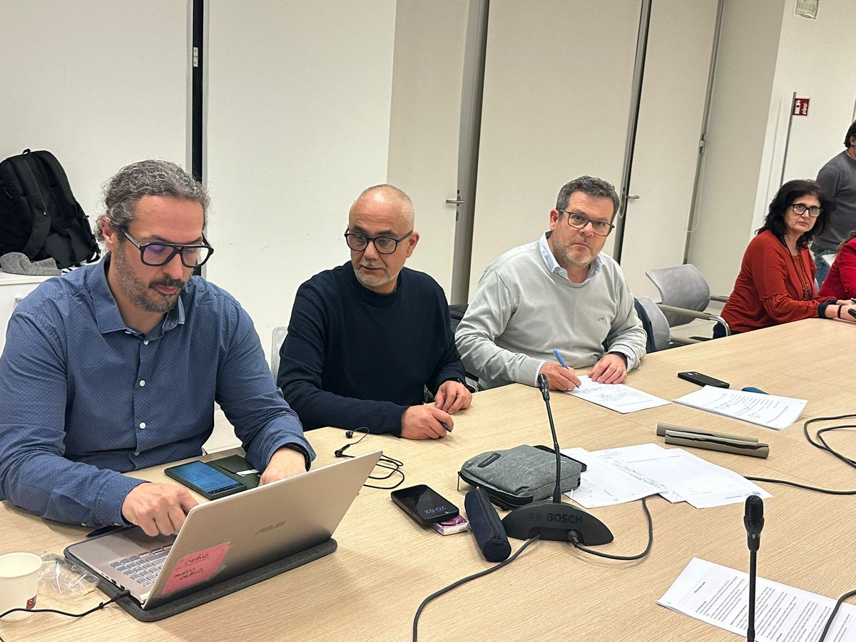 FilcaCisl's tweet photo. #Legno e #lapideo, rinnovato #contratto #artigianato e #Pmi. Claudio Sottile: "Firma molto importante, l'accordo prevede aumenti fino a 191 euro e novità significative sulla parte normativa". https://t.co/DFB9YCr2BS https://t.co/ZxpPrVsRQE