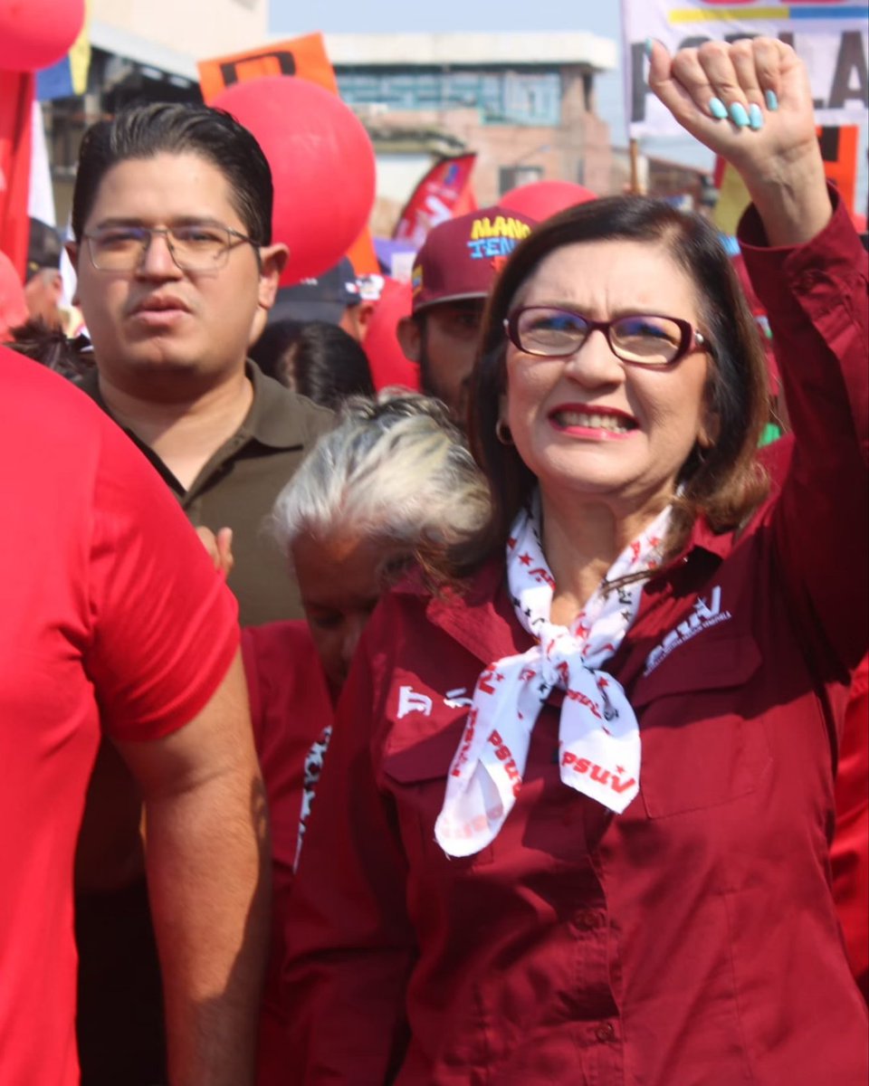 #06Mar | "Chávez Vive y vivirá siempre, en la rebeldía, en la conciencia y en las esperanzas, pero sobre todo, en la alegría y las ganas de luchar".

#AmorIrreductibleYEterno 
#NadieNosDetiene

<a href="/JacquelinePSUV/">Jacqueline Faria</a> 
<a href="/PartidoPSUV/">PSUV</a> 
<a href="/vladimirpadrino/">Vladimir Padrino L.</a> 
<a href="/NicolasMaduro/">Nicolás Maduro</a>