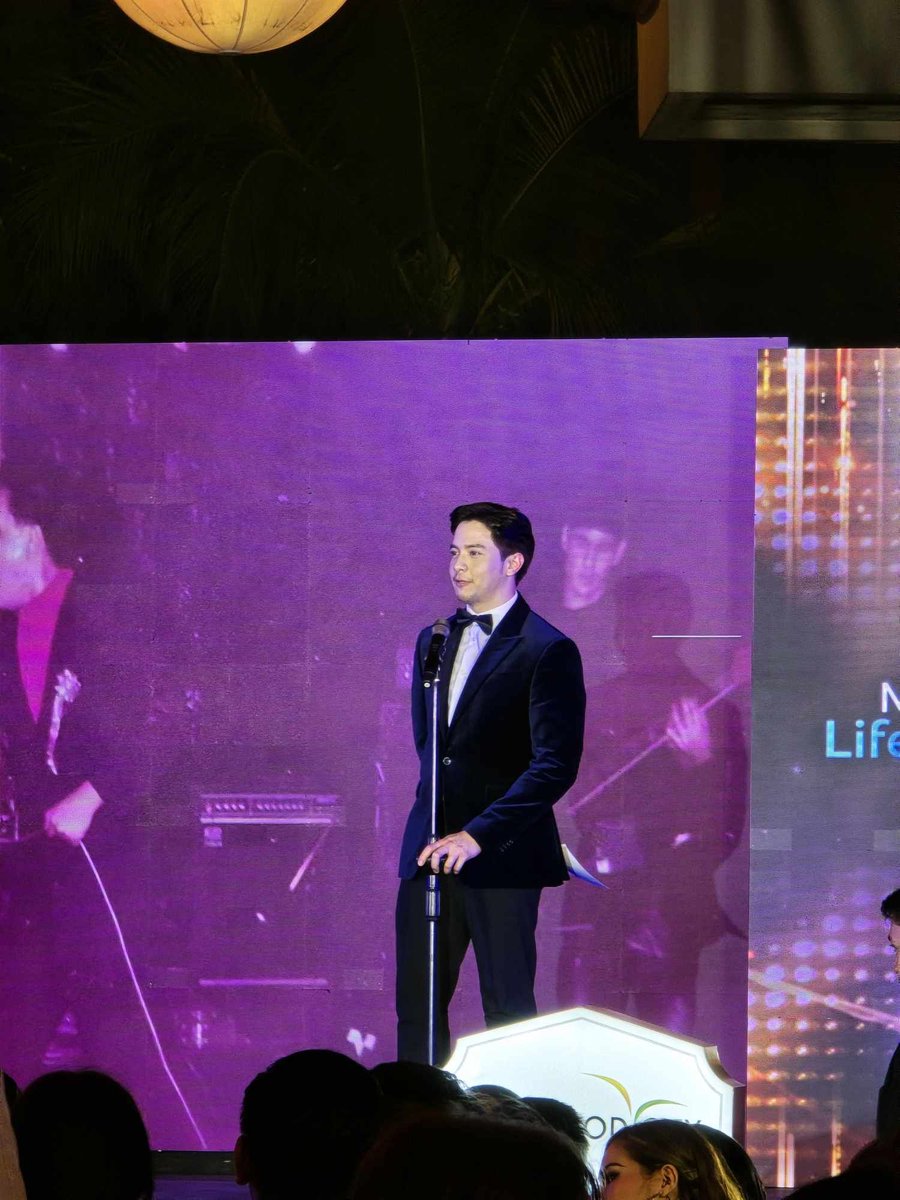 Alden Richards tweet media