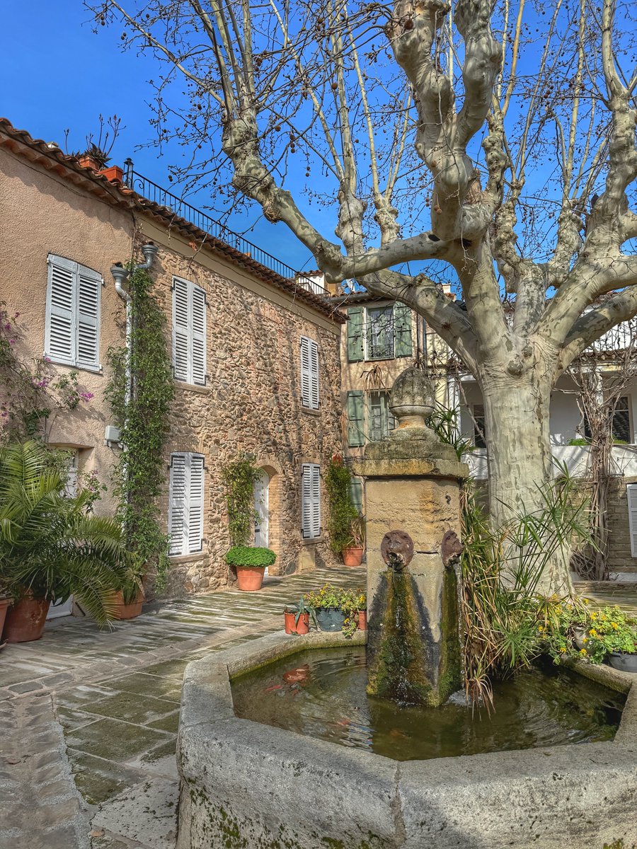 The Good Life France tweet media