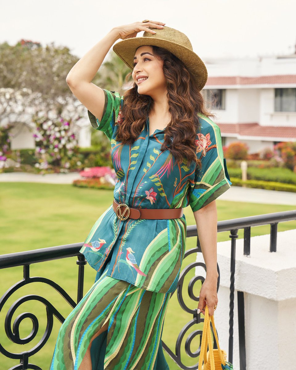 MadhuriDixit's tweet photo. A walk on the wild side 🌱🌿 https://t.co/GjcwlYDgtS