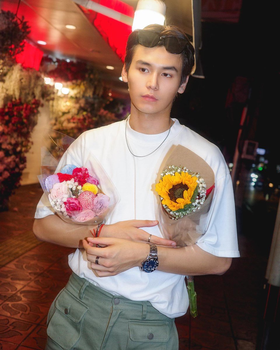 JahomeOfficial's tweet photo. [IG] ♡ Instagram post update

jjaajaaaa : reasons 💐

#JaPhachara #จาพชร #TeddyJa https://t.co/rHStkqEFaj